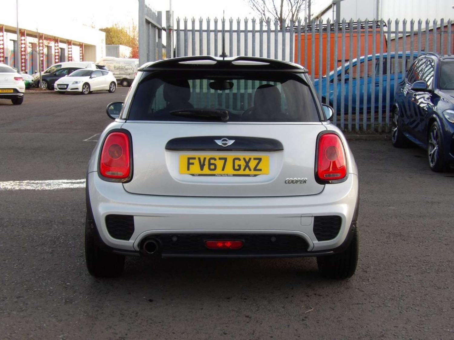 Used MINI Hatch 2017 for sale - 76347364: Photo 4