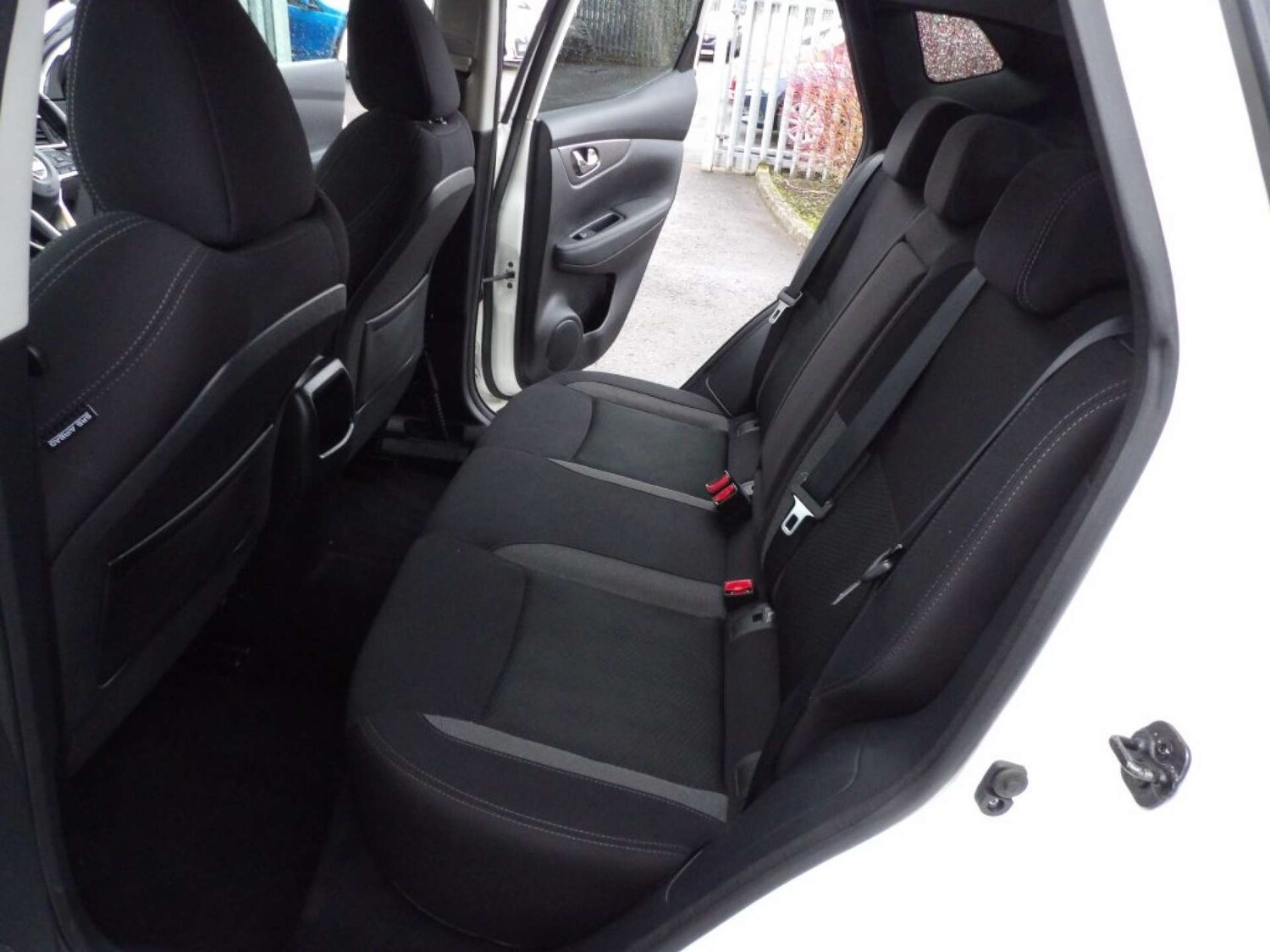 Used Nissan Qashqai 2018 for sale - 77277622: Photo 17