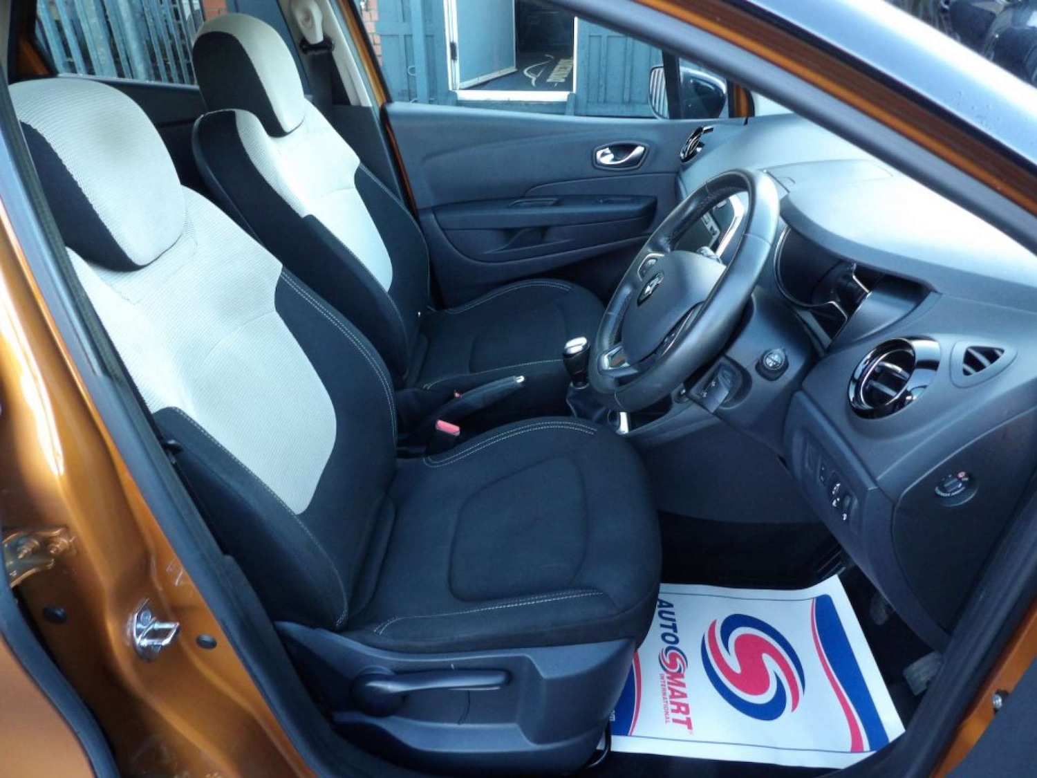 Used Renault Captur 2019 for sale - 76726106: Photo 11