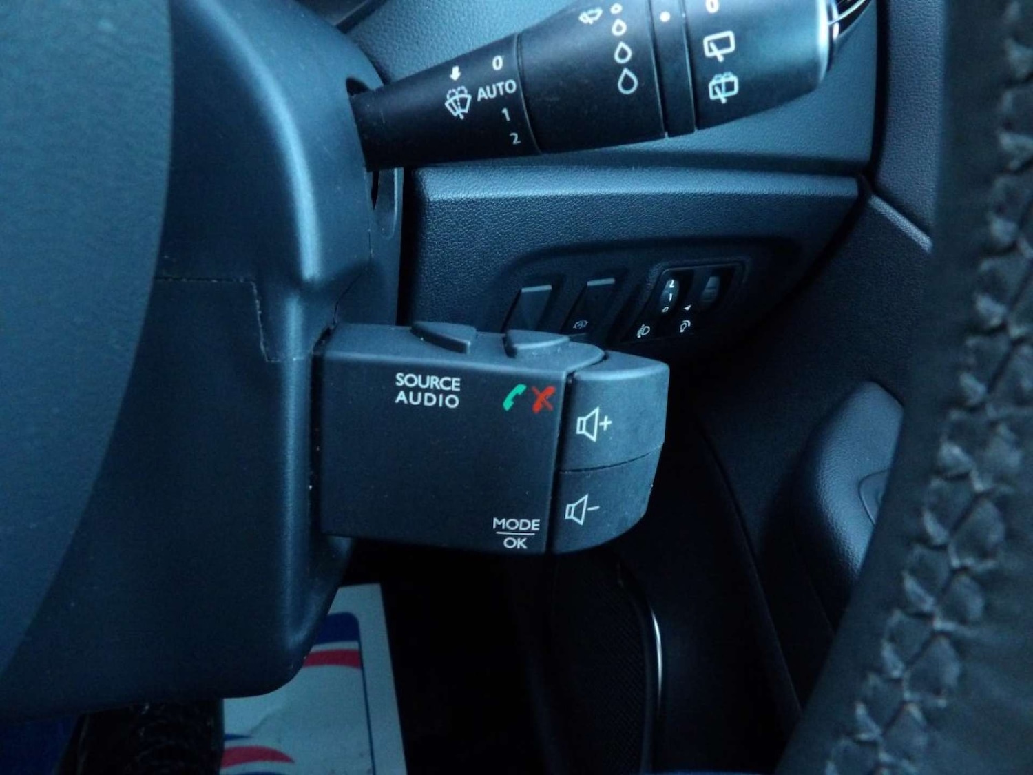 Used Renault Captur 2019 for sale - 76726106: Photo 27