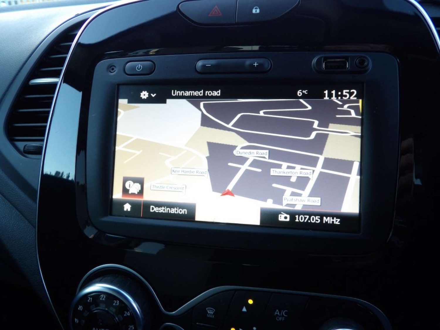 Used Renault Captur 2019 for sale - 76726106: Photo 29