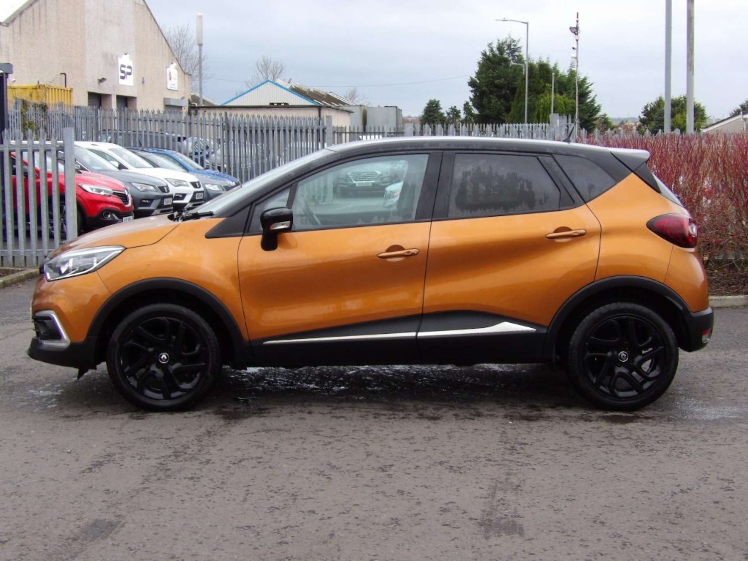 Used Renault Captur 2019 for sale - 76726106: Photo 3