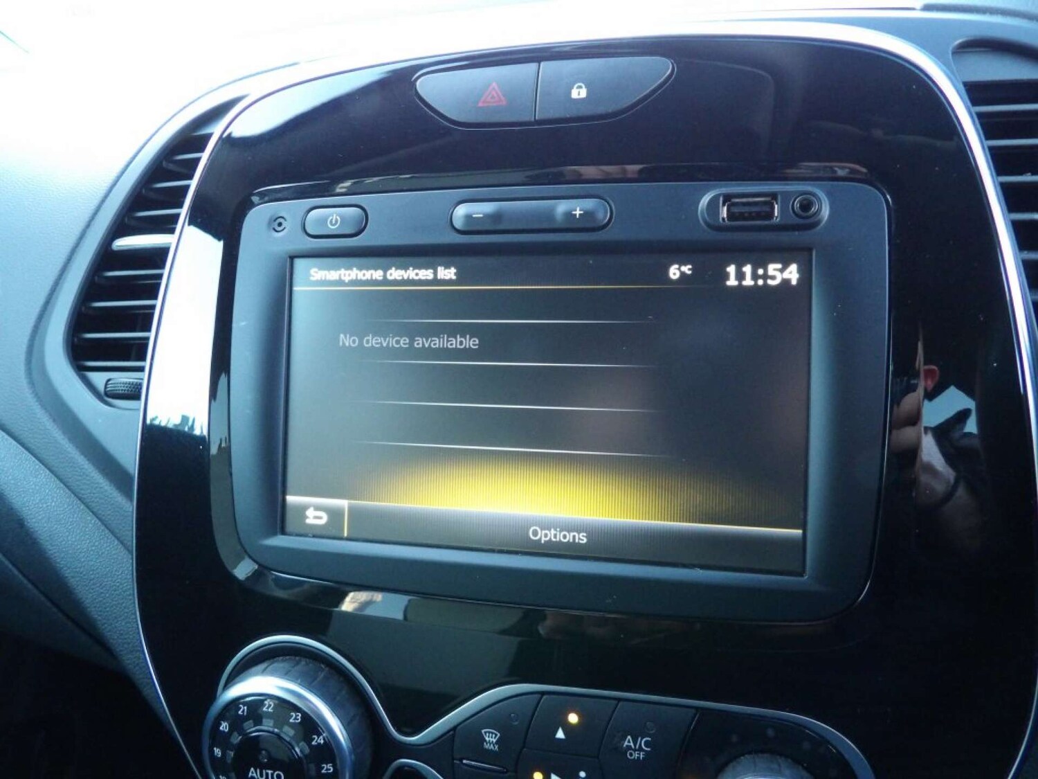 Used Renault Captur 2019 for sale - 76726106: Photo 36