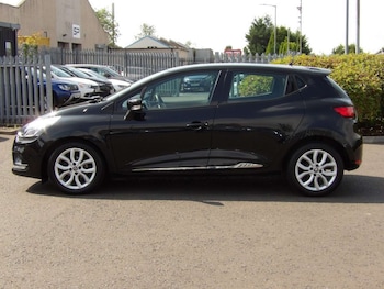 Used Renault Clio 2018 for sale - 75581922: Photo