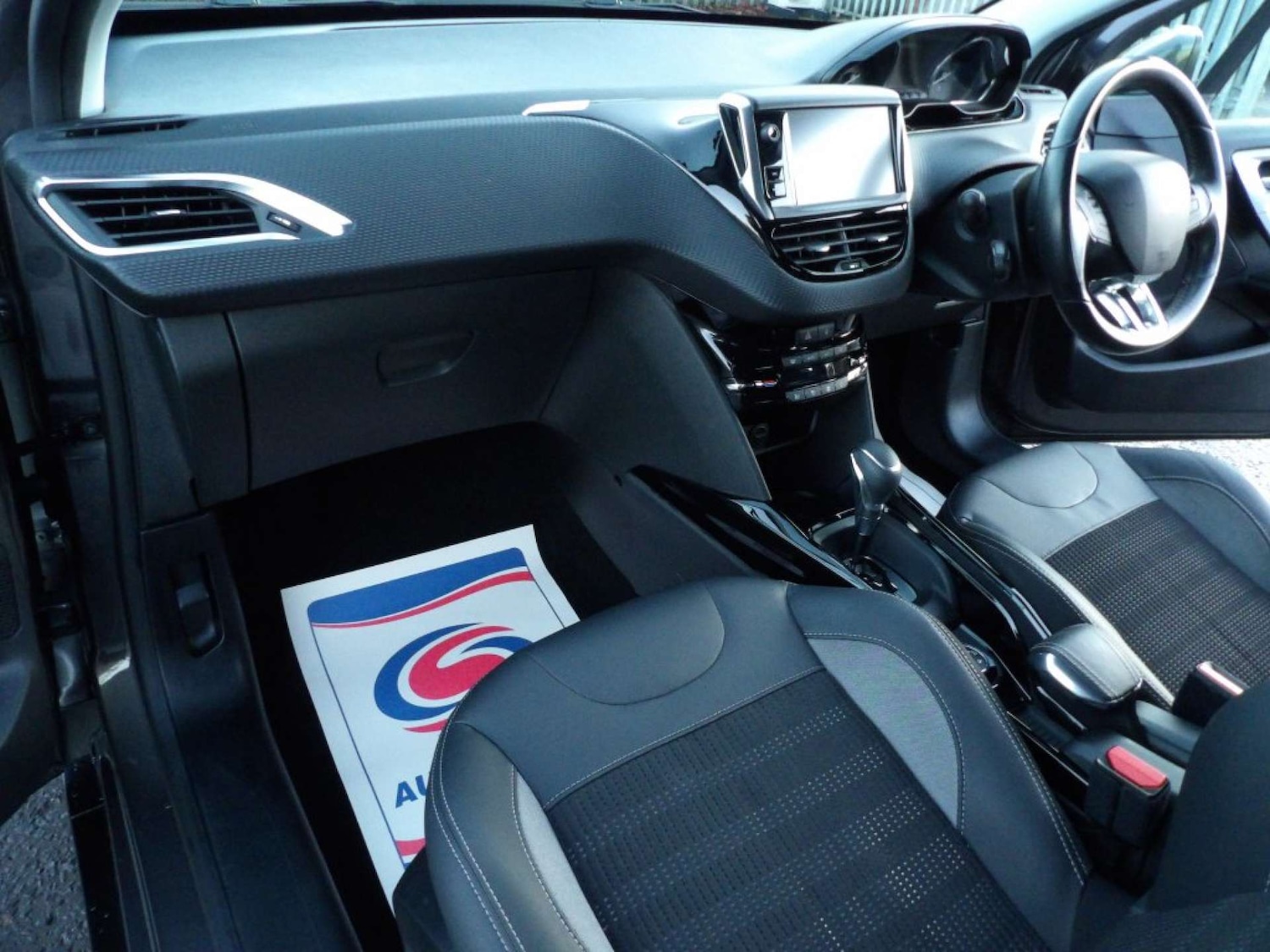 Used Peugeot 2008 2018 for sale - 76404364: Photo 14