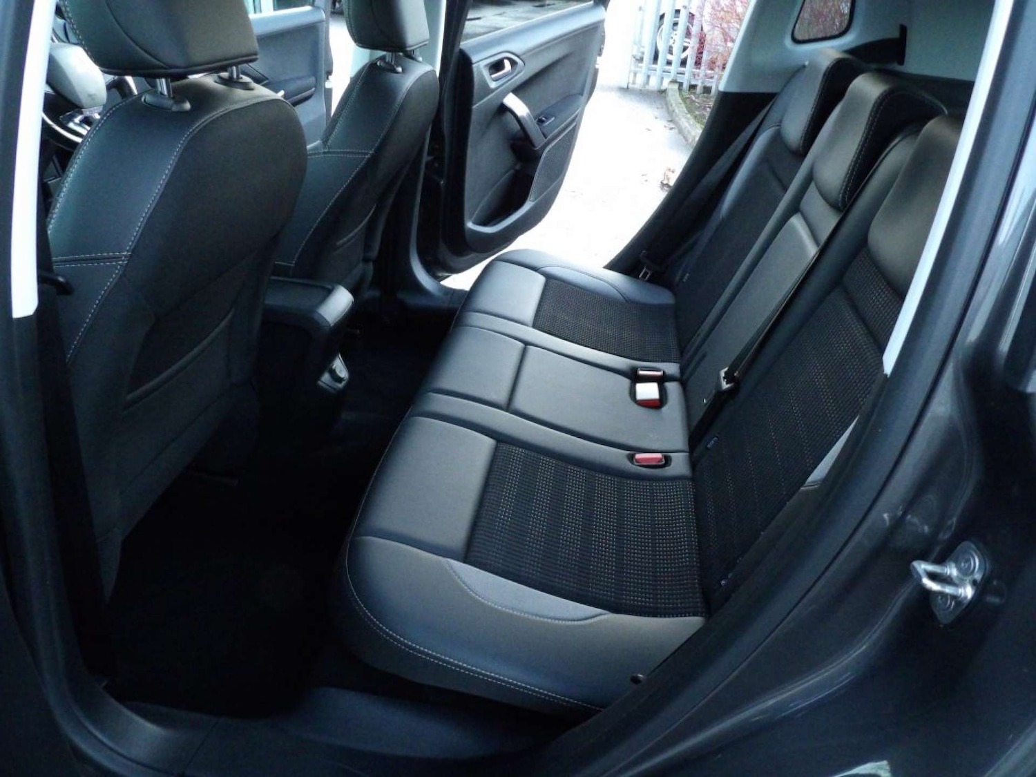 Used Peugeot 2008 2018 for sale - 76404364: Photo 17