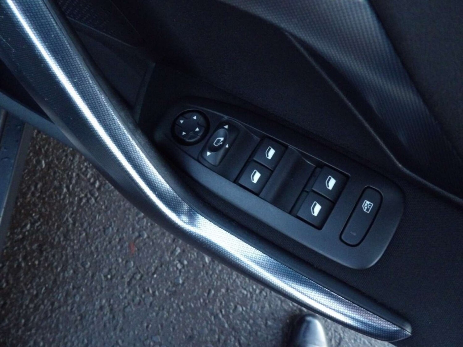 Used Peugeot 2008 2018 for sale - 76404364: Photo 20