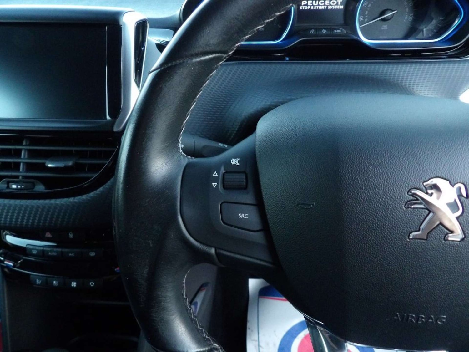 Used Peugeot 2008 2018 for sale - 76404364: Photo 21