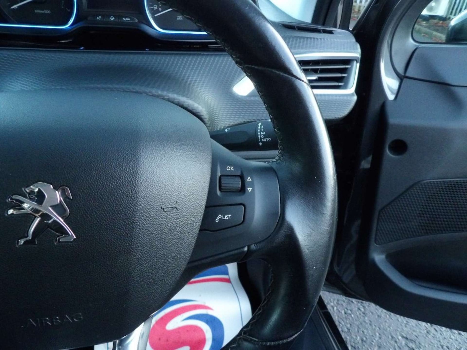 Used Peugeot 2008 2018 for sale - 76404364: Photo 22