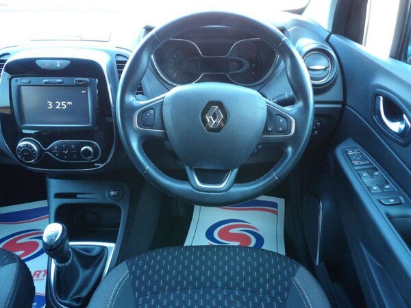 Used Renault Captur 2017 for sale - 75448356: Photo 9