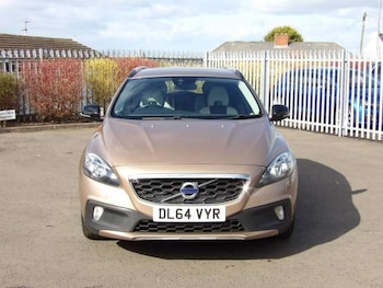 Used Volvo V40 2014 for sale - 76959815: Photo