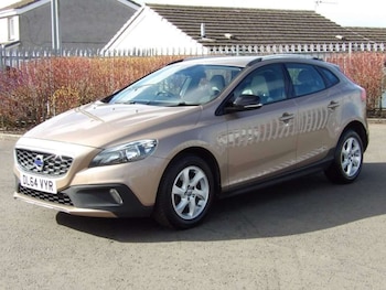 Used Volvo V40 2014 for sale - 76959815: Photo