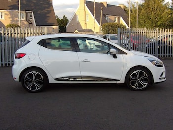 Used Renault Clio 2019 for sale - 79561328: Photo