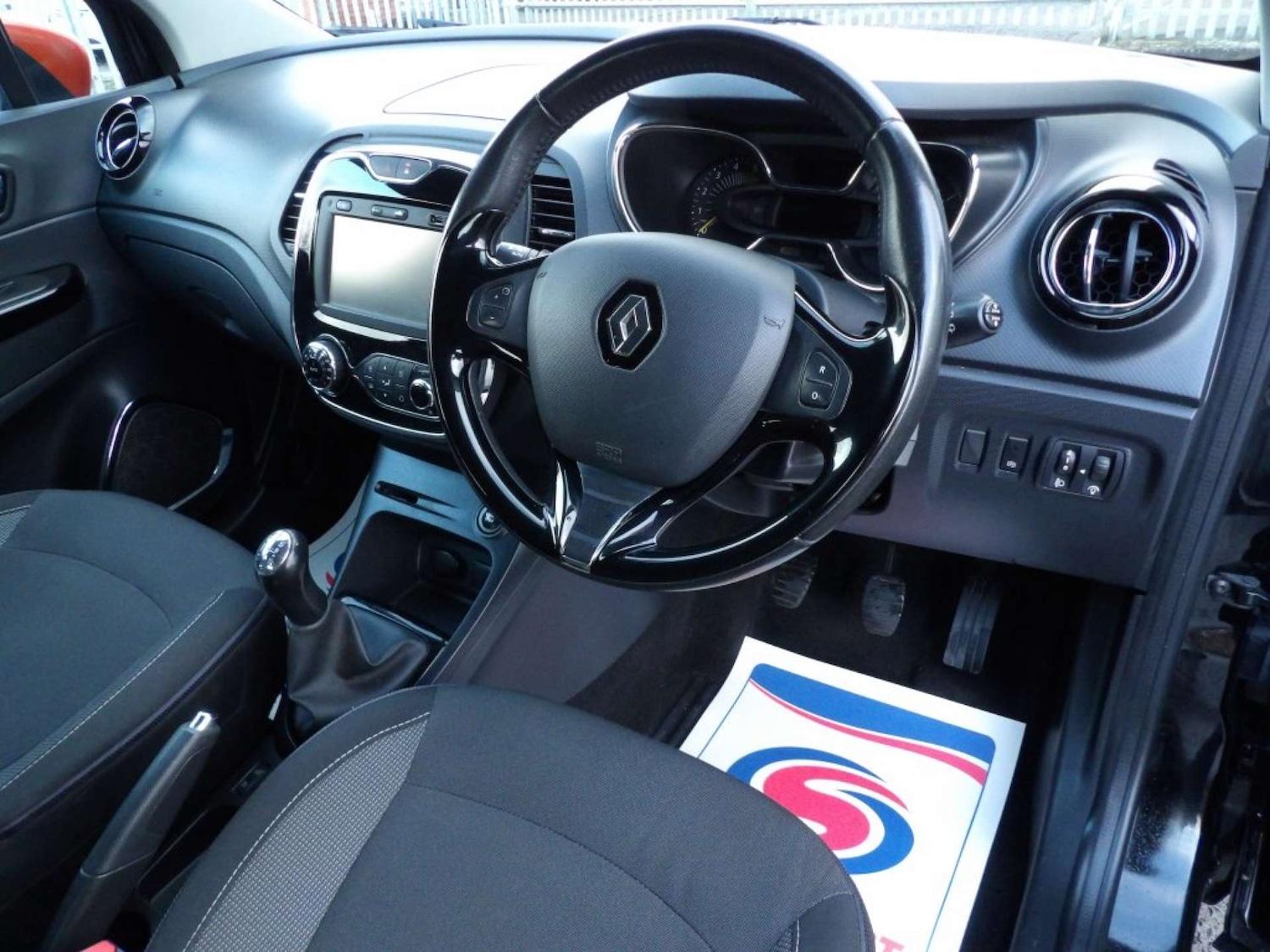 Used Renault Captur 2014 for sale - 77227771: Photo 10