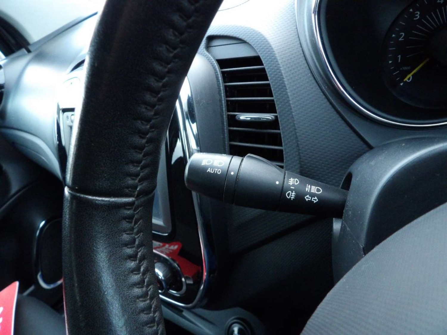 Used Renault Captur 2014 for sale - 77227771: Photo 25