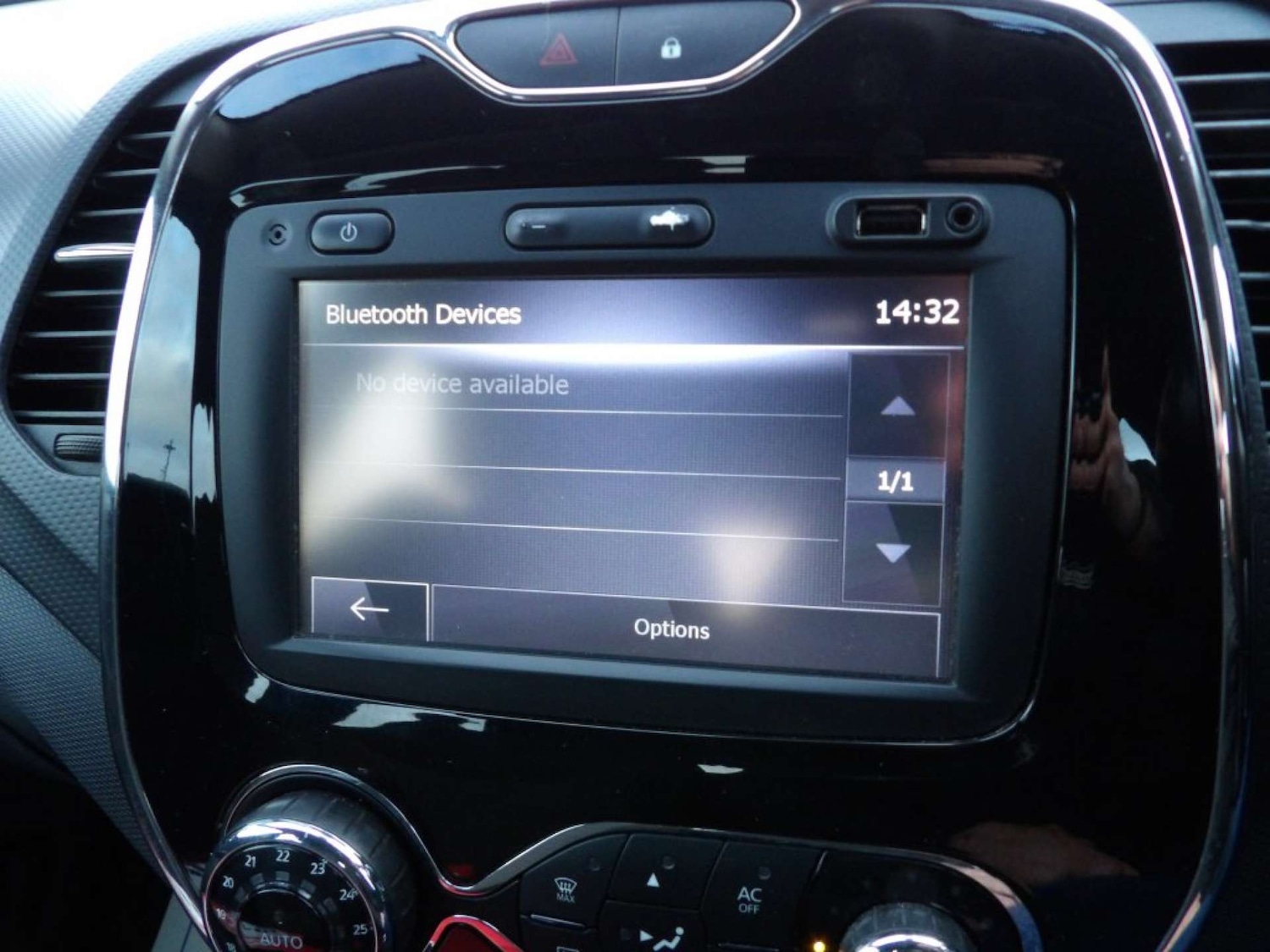 Used Renault Captur 2014 for sale - 77227771: Photo 31