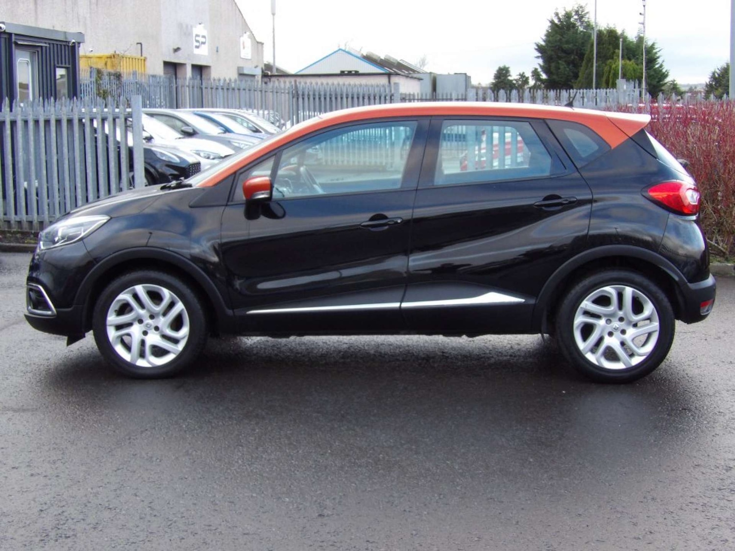 Used Renault Captur 2014 for sale - 77227771: Photo 4