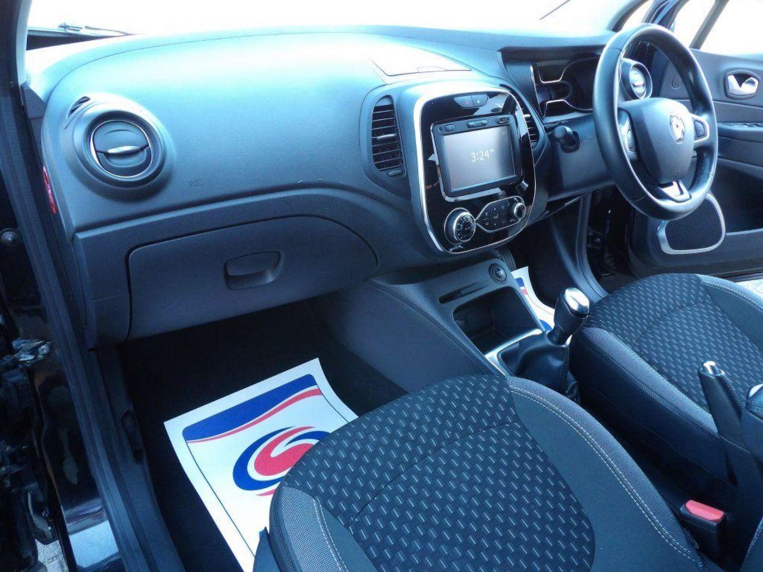 Used Renault Captur 2017 for sale - 76601935: Photo 14