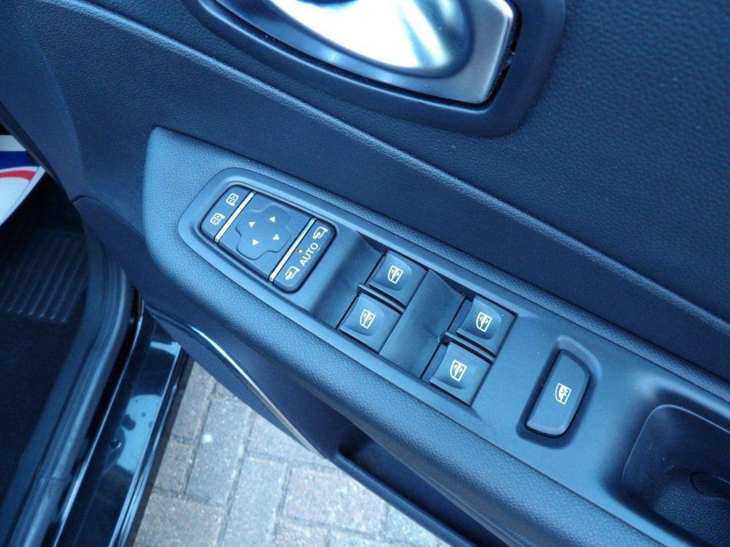 Used Renault Captur 2017 for sale - 76601935: Photo 18