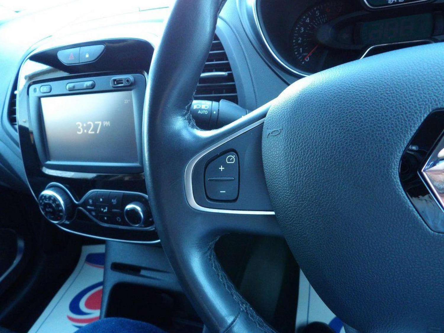 Used Renault Captur 2017 for sale - 76601935: Photo 20