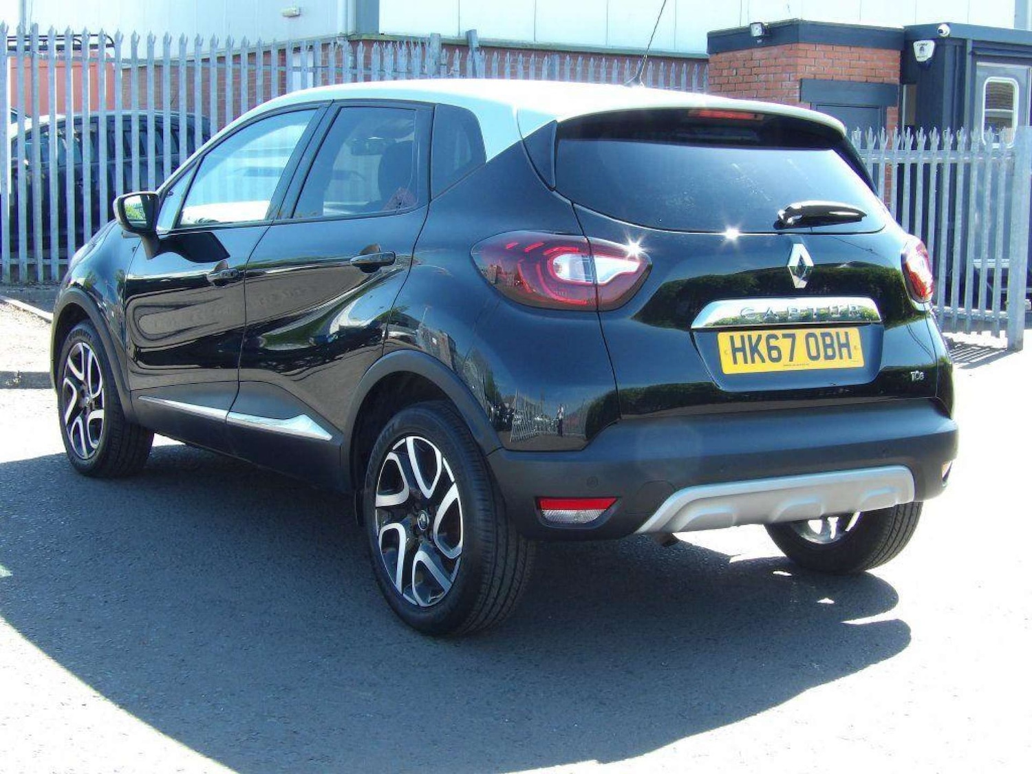 Used Renault Captur 2017 for sale - 76601935: Photo 5