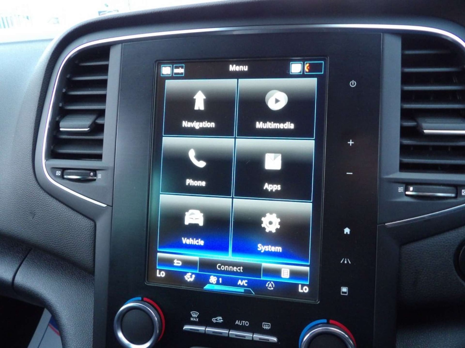 Used Renault Megane 2018 for sale - 76507181: Photo 27