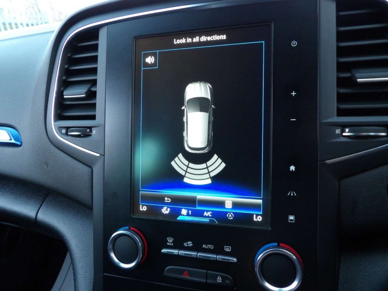 Used Renault Megane 2018 for sale - 76507181: Photo 42