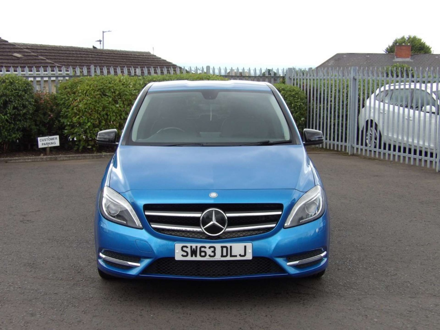 Used Mercedes-Benz B Class 2013 for sale - 77249219: Photo 2