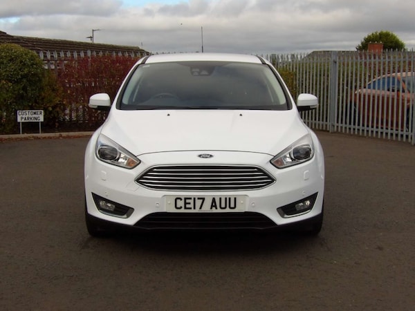 Used Ford Focus 2017 for sale - 76159772: Photo 2