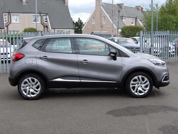 Used Renault Captur 2017 for sale - 78599993: Photo