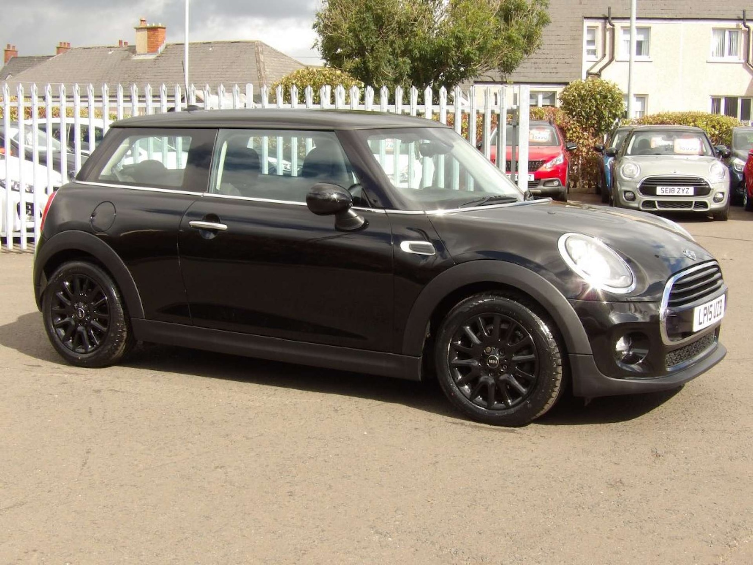 Used MINI Hatch 2015 for sale - 76278189: Photo 1