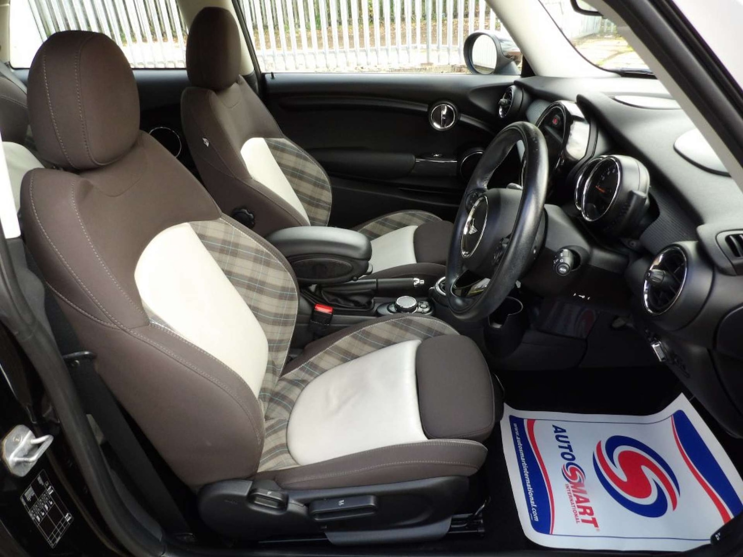 Used MINI Hatch 2015 for sale - 76278189: Photo 11