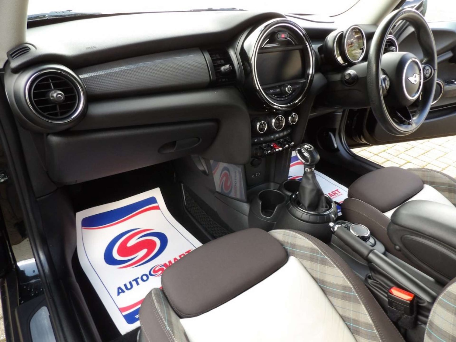 Used MINI Hatch 2015 for sale - 76278189: Photo 14
