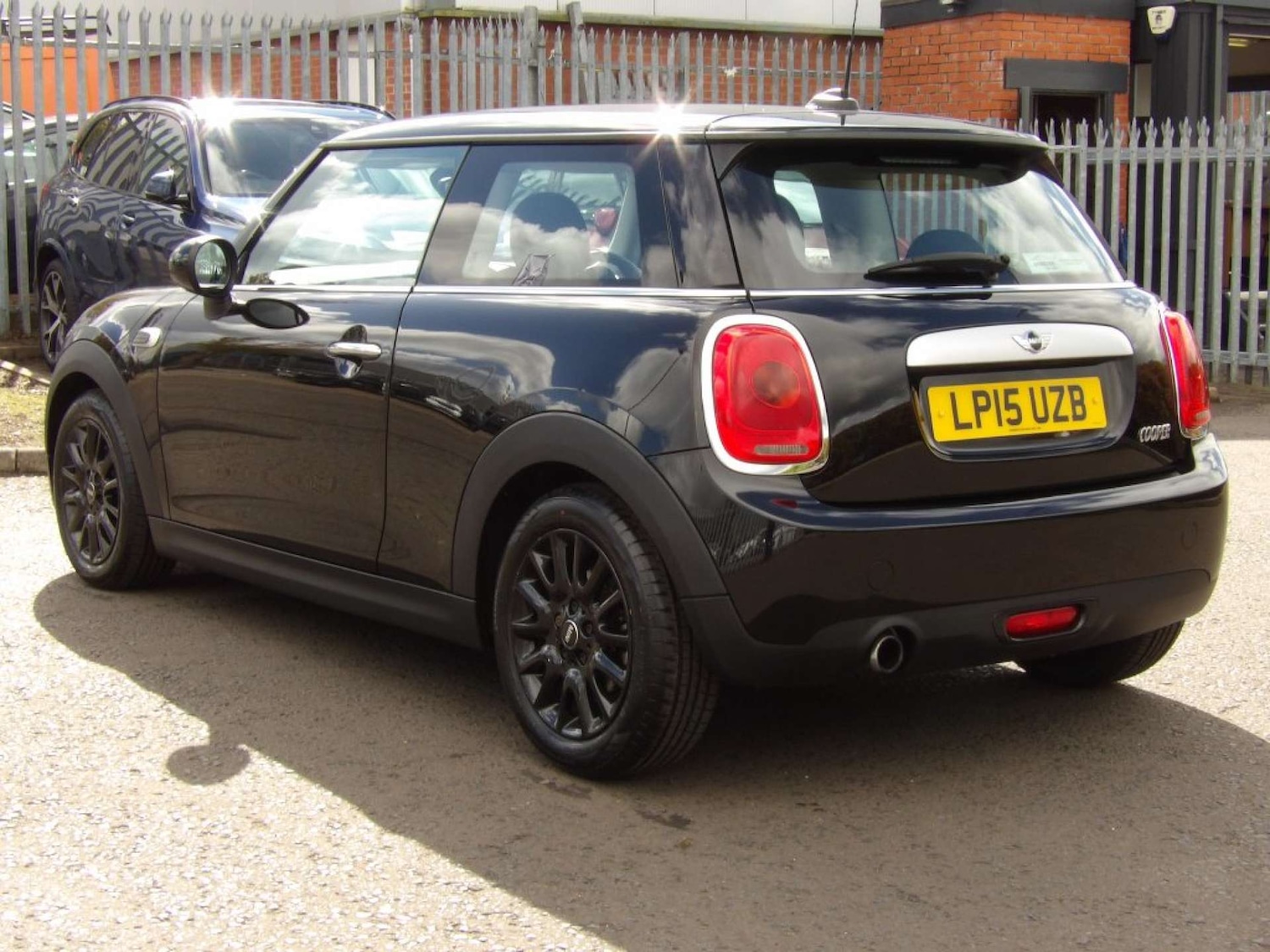 Used MINI Hatch 2015 for sale - 76278189: Photo 5