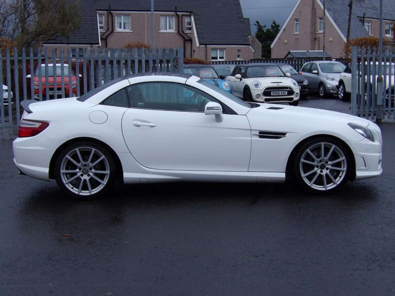 Used Mercedes-Benz SLK 2013 for sale - 76455643: Photo 1