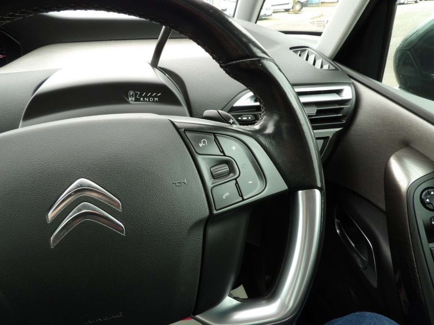 Used Citroen C4 Picasso 2017 for sale - 76602148: Photo 30