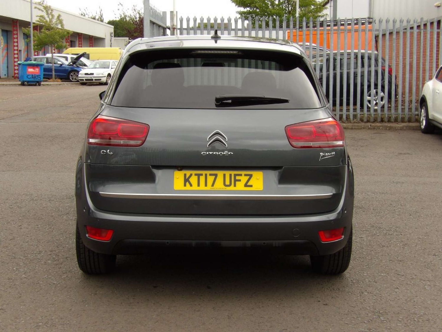 Used Citroen C4 Picasso 2017 for sale - 76602148: Photo 6
