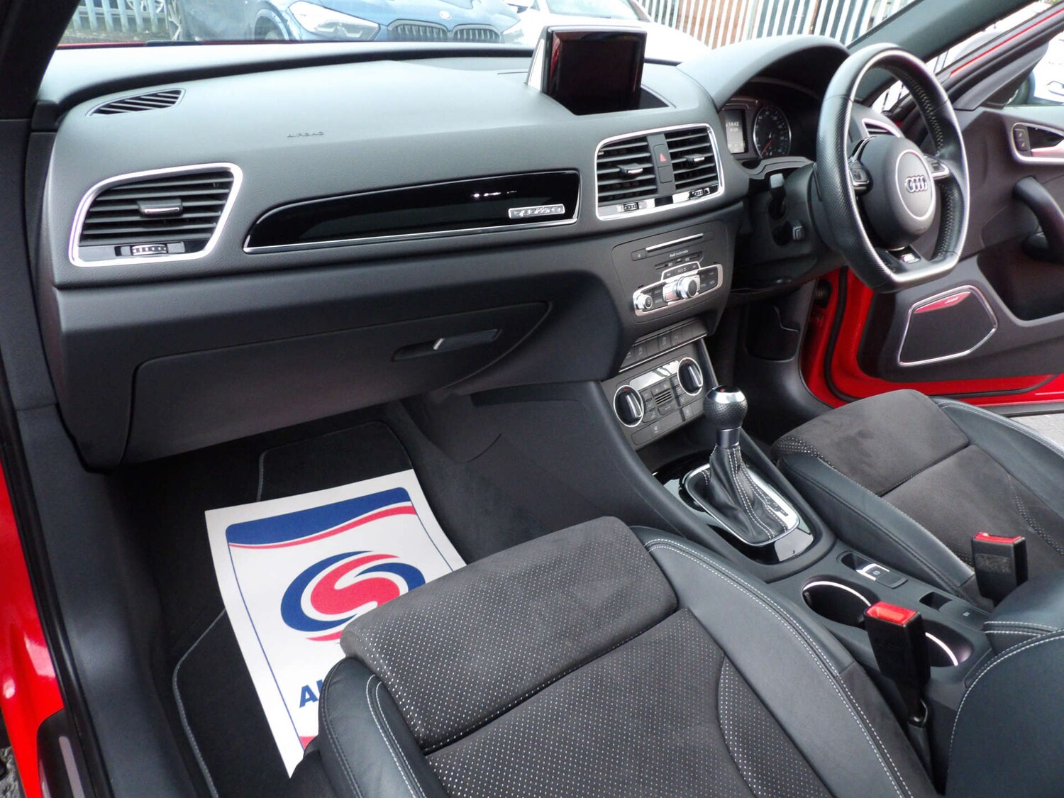 Used Audi Q3 2017 for sale - 77289432: Photo 17