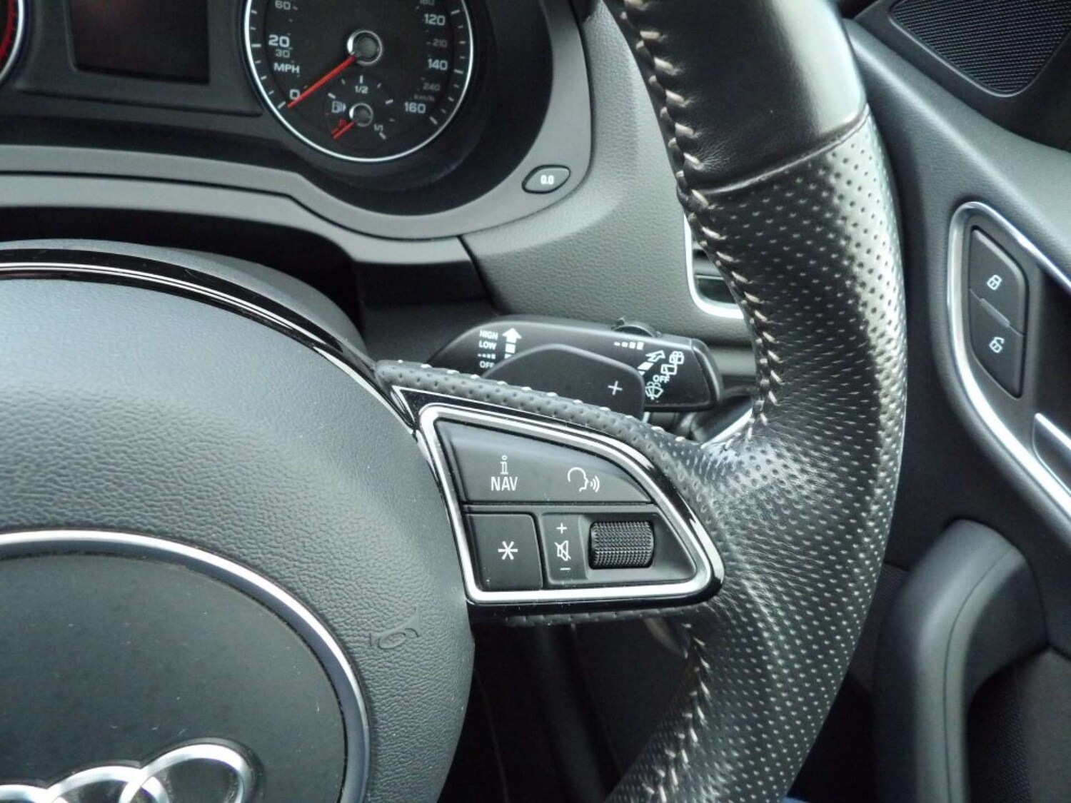 Used Audi Q3 2017 for sale - 77289432: Photo 27