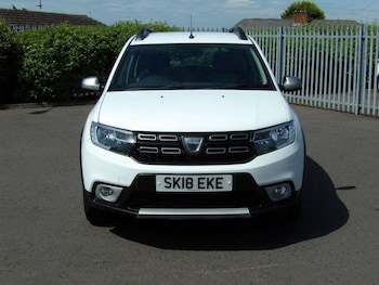 Used Dacia Sandero Stepway 2018 for sale - 75448348: Photo