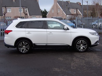 Used Mitsubishi Outlander 2017 for sale - 77198028: Photo