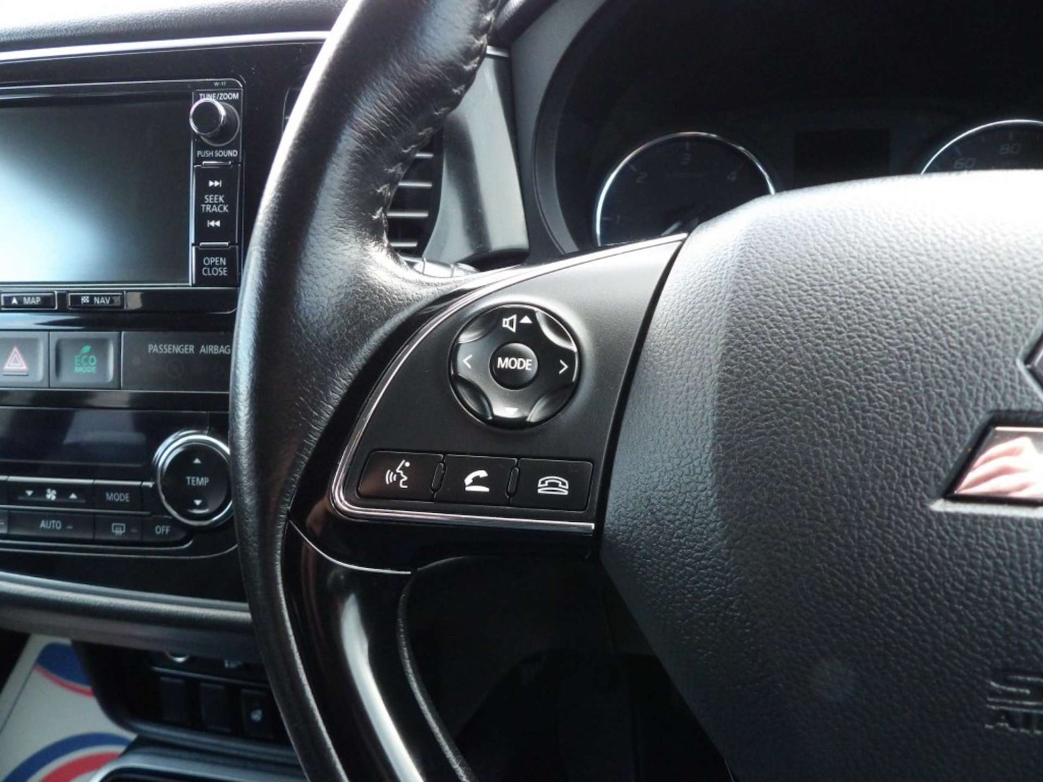 Used Mitsubishi Outlander 2017 for sale - 77198028: Photo 27