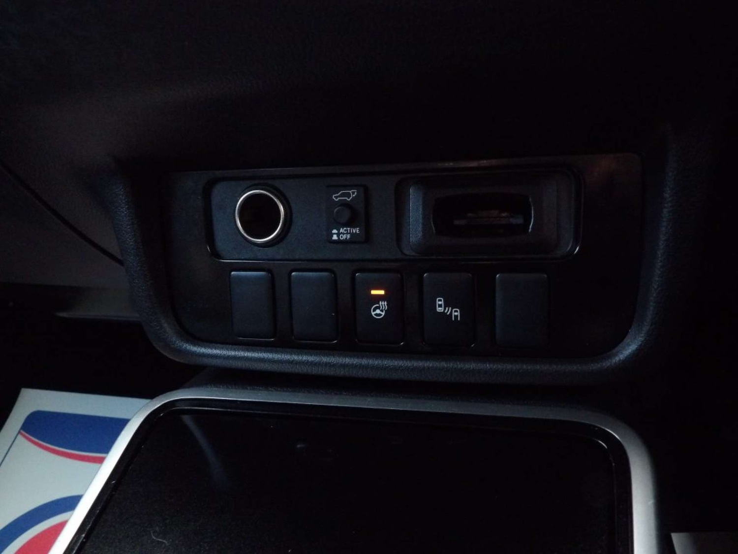 Used Mitsubishi Outlander 2017 for sale - 77198028: Photo 30