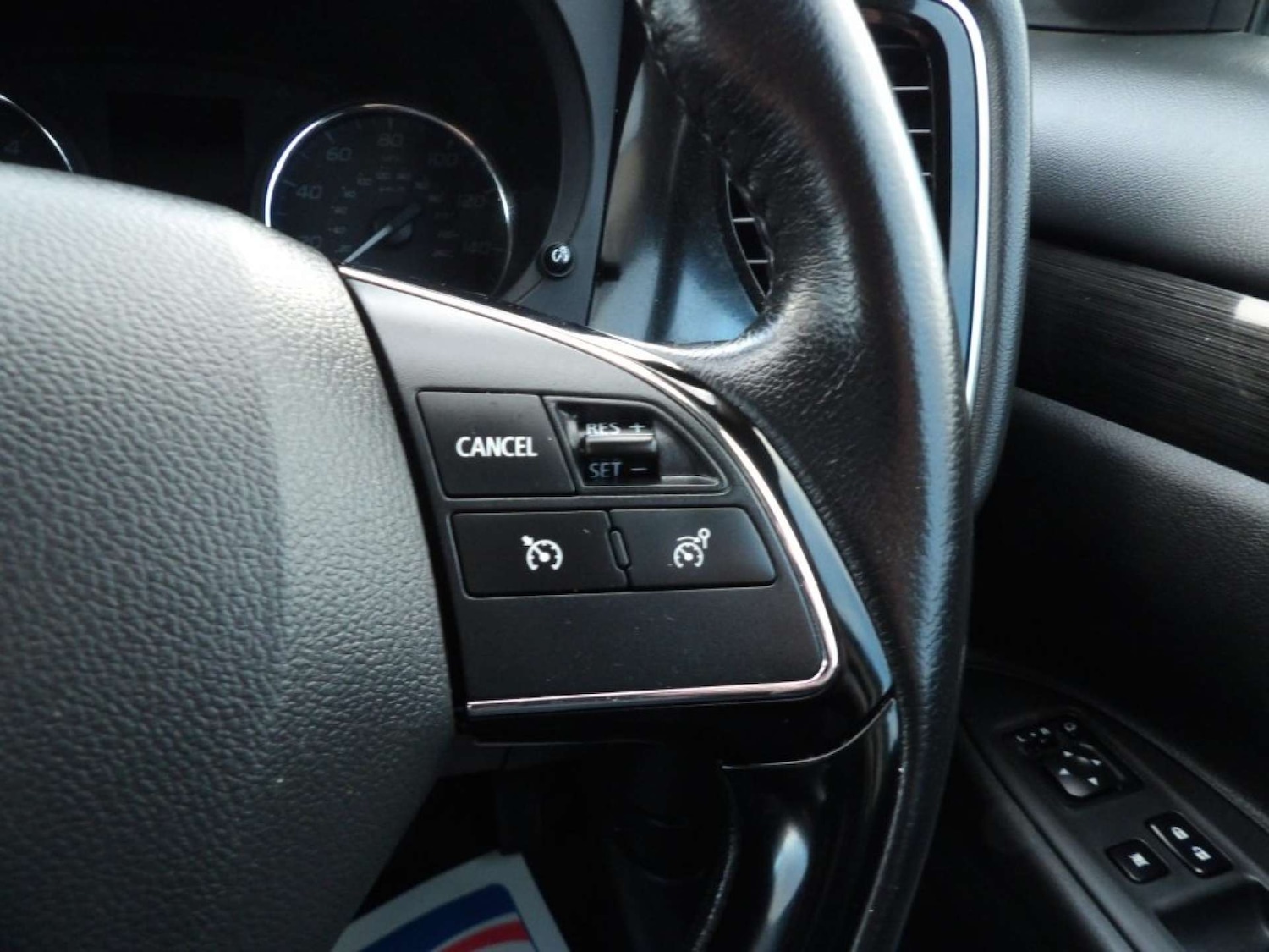 Used Mitsubishi Outlander 2017 for sale - 77198028: Photo 31