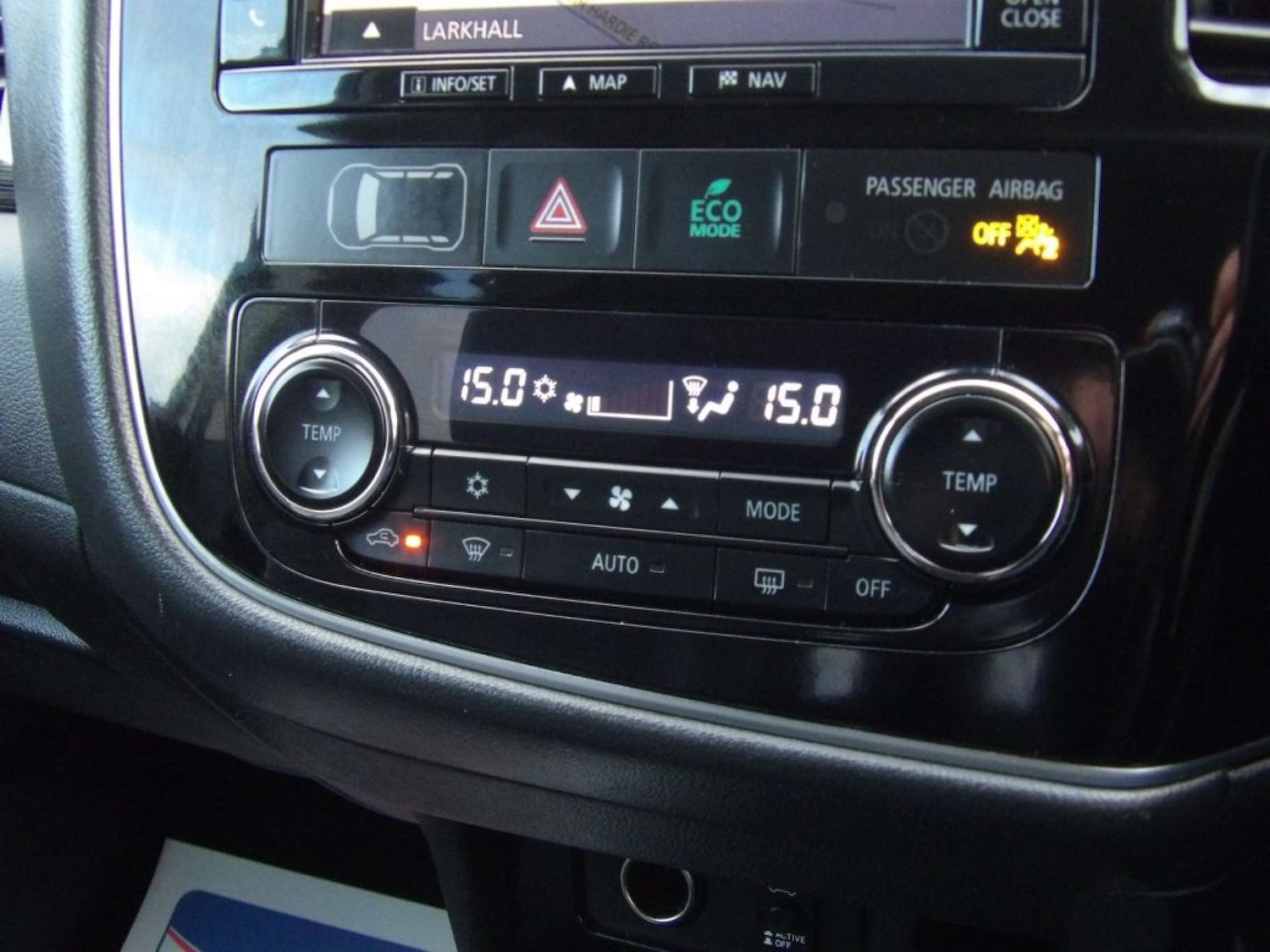 Used Mitsubishi Outlander 2017 for sale - 77198028: Photo 32