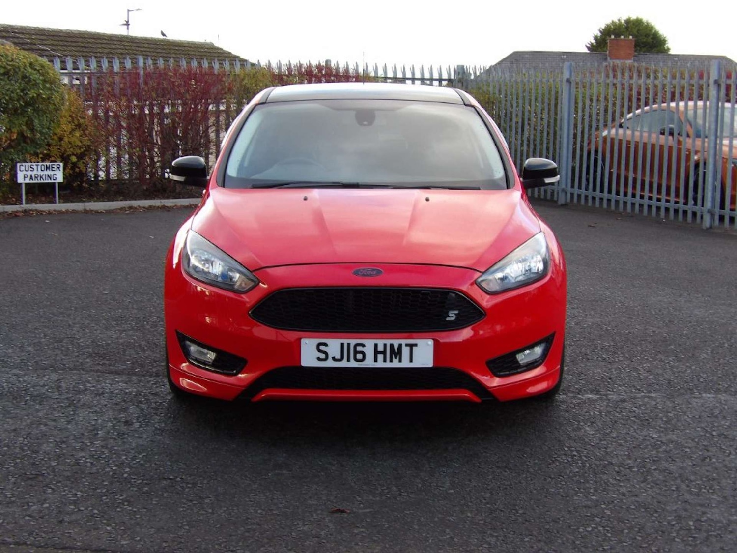 Used Ford Focus 2016 for sale - 76322846: Photo 2