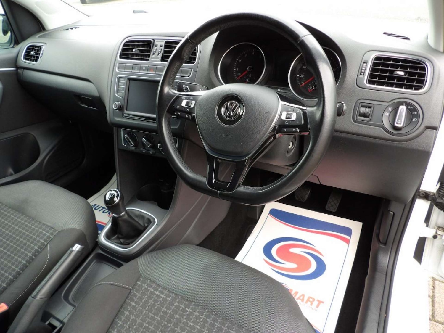 Used Volkswagen Polo 2017 for sale - 76600909: Photo 10