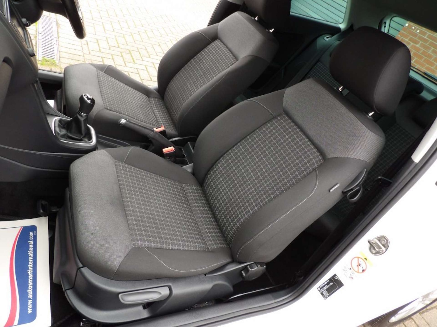 Used Volkswagen Polo 2017 for sale - 76600909: Photo 16