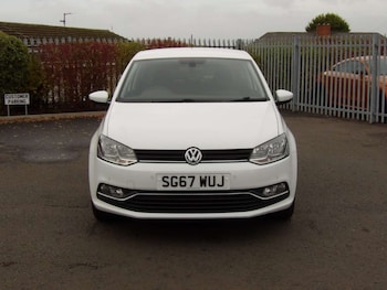 Used Volkswagen Polo 2017 for sale - 76600909: Photo