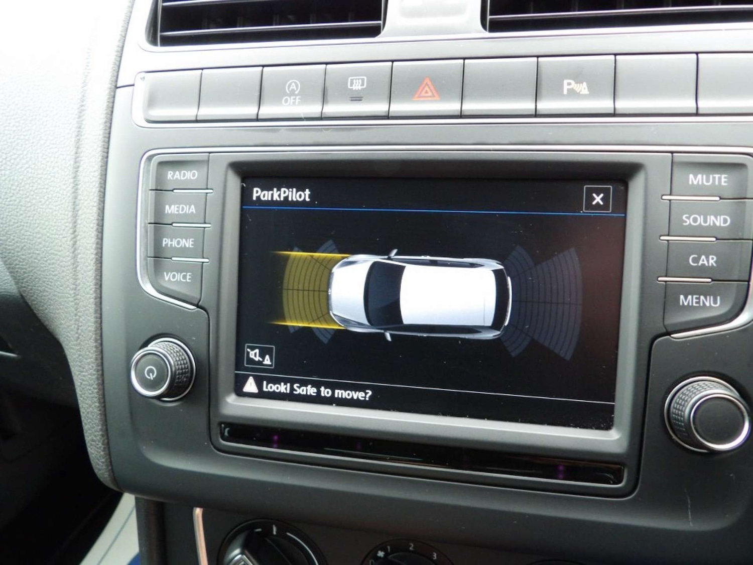 Used Volkswagen Polo 2017 for sale - 76600909: Photo 34